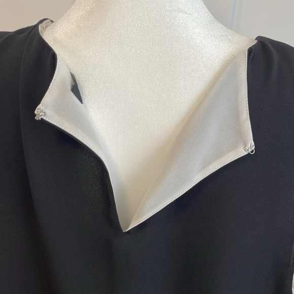 EUC Banana Republic Black Boxy Sleeveless Tank Top - Picture 7 of 7